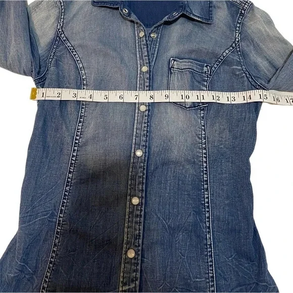 GUESS Denim Button Down Shirt Size XS - Picture 4 of 6